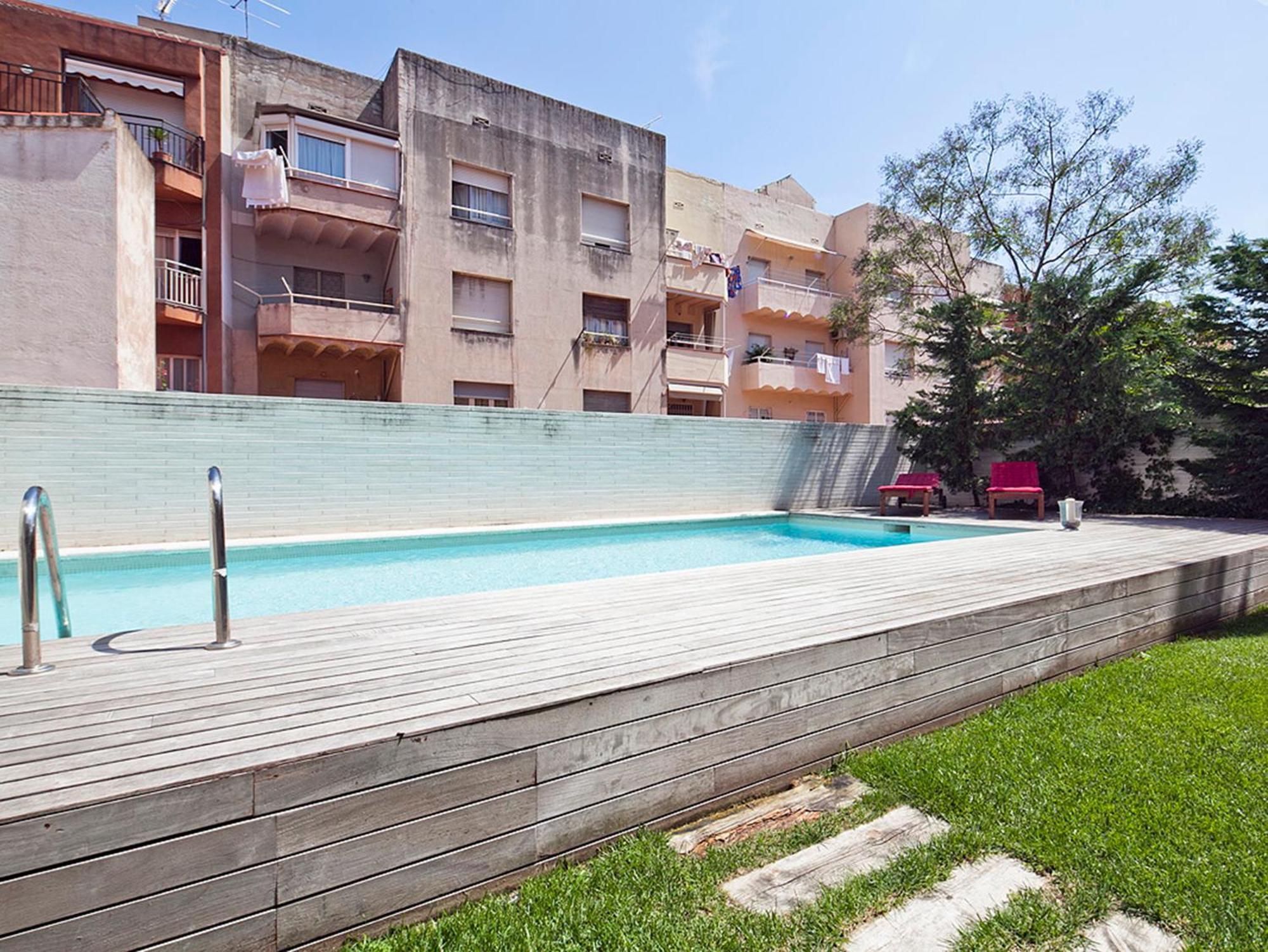 My Space Emirates - Splendid Apartment With Terrace And Pool Near Park Gueell 바르셀로나 외부 사진