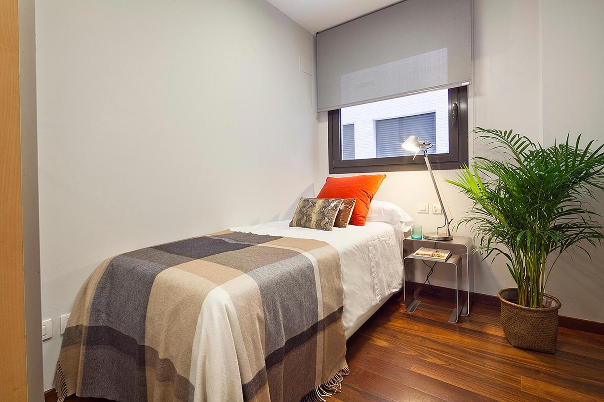 My Space Emirates - Splendid Apartment With Terrace And Pool Near Park Gueell 바르셀로나 외부 사진
