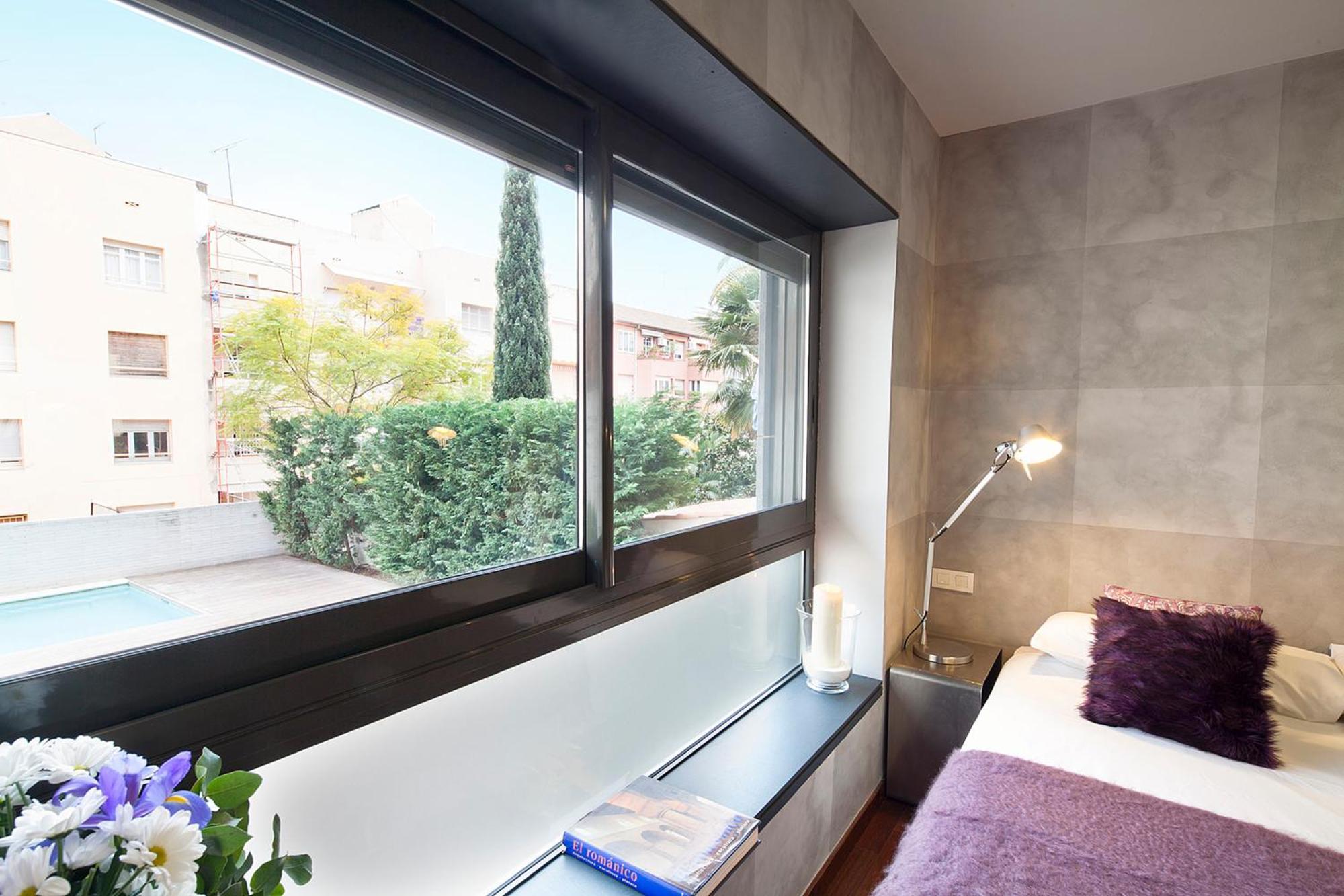 My Space Emirates - Splendid Apartment With Terrace And Pool Near Park Gueell 바르셀로나 외부 사진